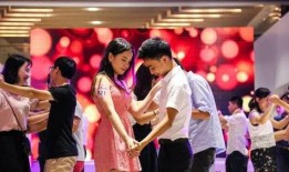 茂名夫妇爆料视频,揭露惊人真相，引发社会关注